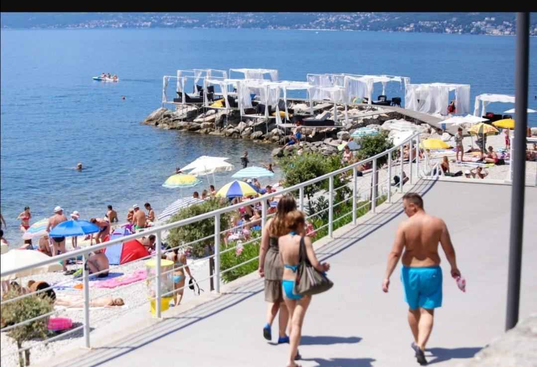 Apartment Panoramic View Of Kvarner - Free Parking ริเยกา ภายนอก รูปภาพ