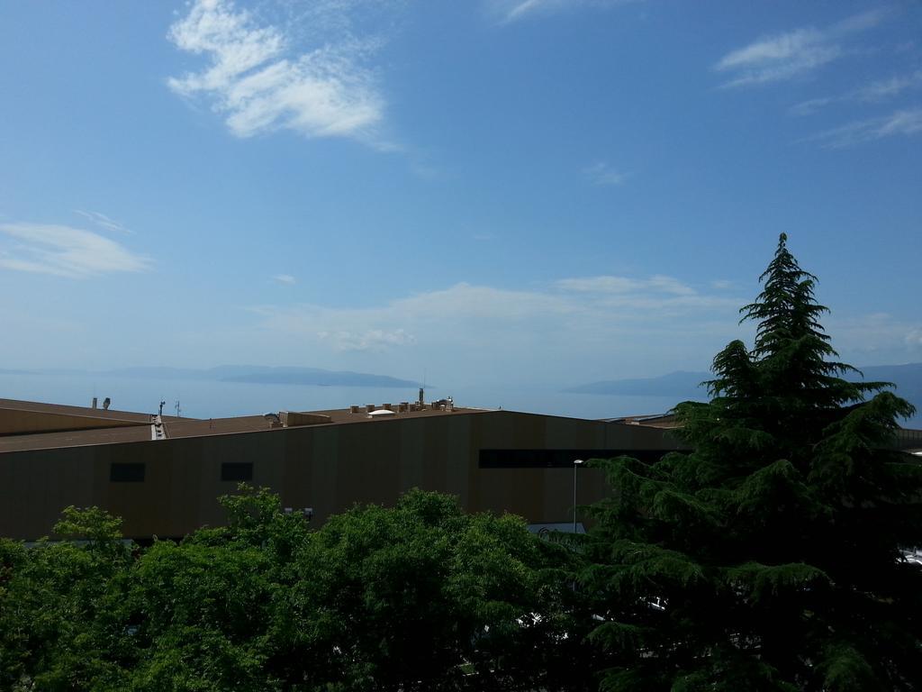 Apartment Panoramic View Of Kvarner - Free Parking ริเยกา ห้อง รูปภาพ